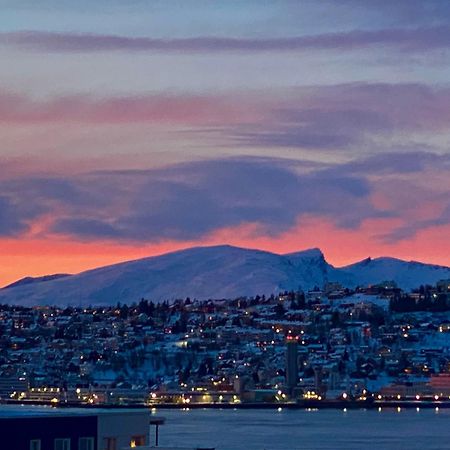 Polar Cozy Apartment - With View And Free Parking Τρόμσο Εξωτερικό φωτογραφία